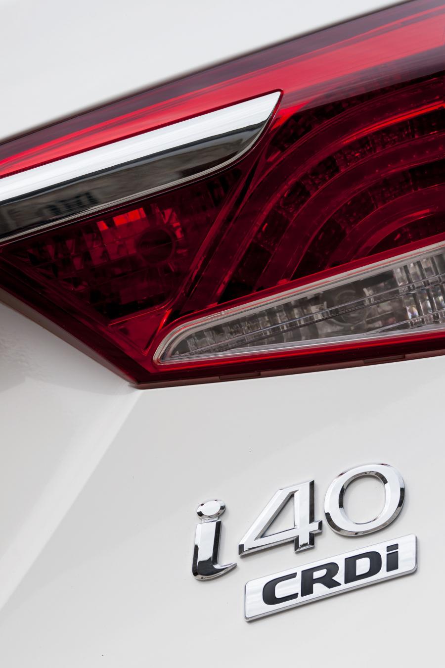  Hyundai i40 Station Wagon CRDi 2011 года  (UK) (фото 87 из 146)